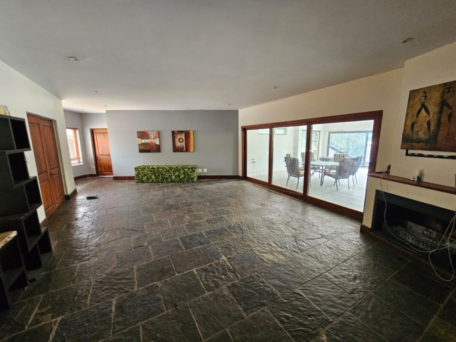 5 Bedroom Property for Sale in Boschenvaal River Front Lodges Free State